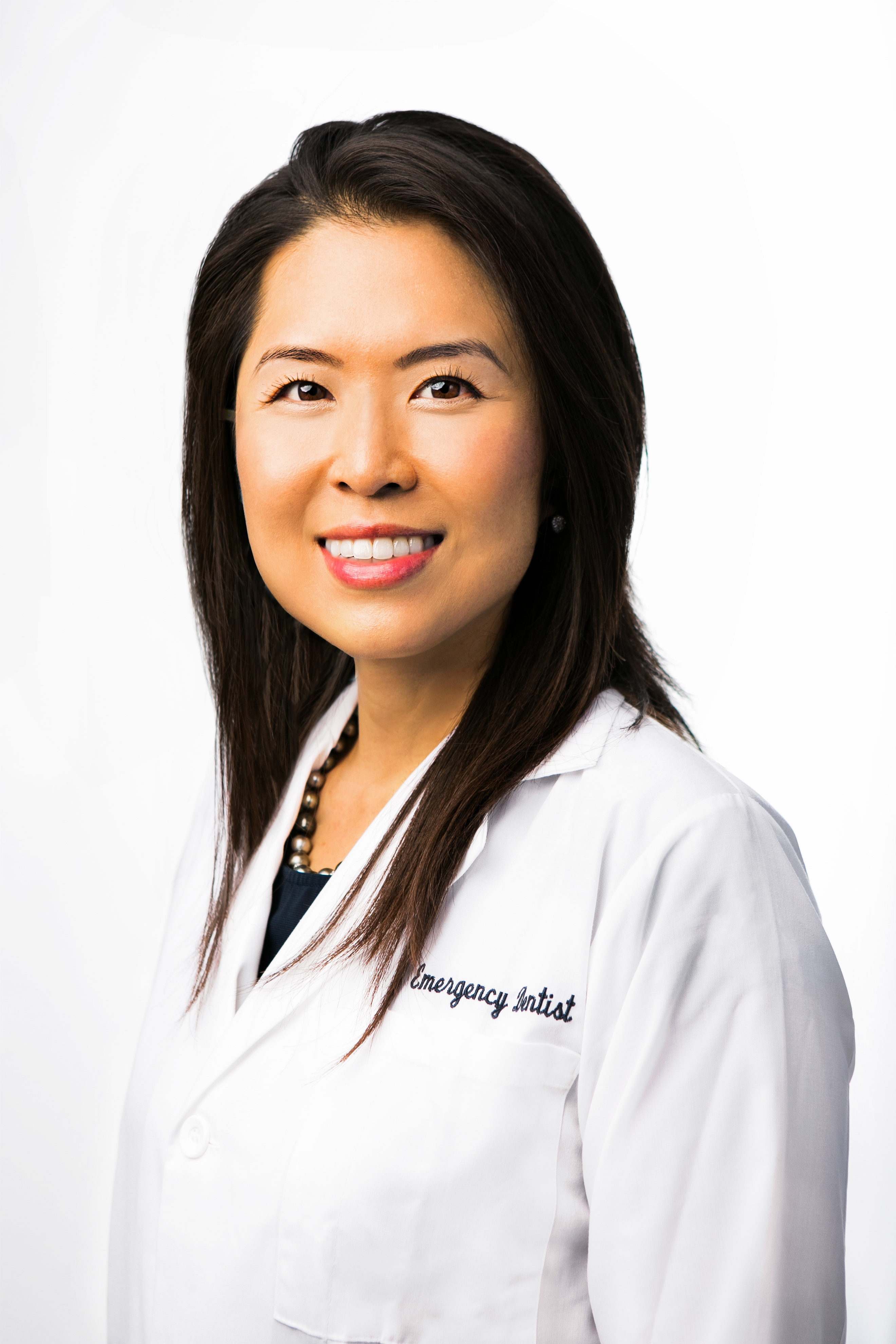 A photo of Han Lee, DMD, an orthodontist at Center City Emergency Dentist.